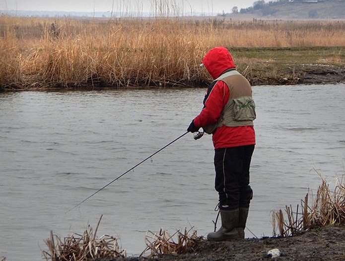 Ловля на спиннинг с берега – тактика и практика - Рыбалка на спиннинг