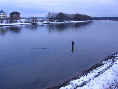 Фото: зимний спиннинг на Москве-реке